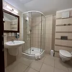 Bassiana Es Etterem