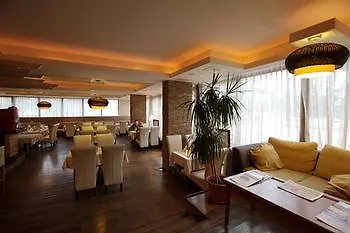 Bassiana és étterem 4*