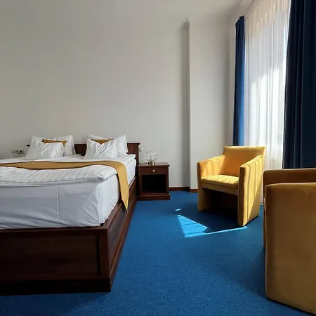 Bassiana Es Etterem 4* Sarvar