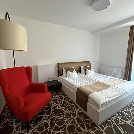 Hotel Bassiana Es Etterem
