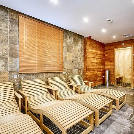 Hotel Bassiana Es Etterem Sárvár