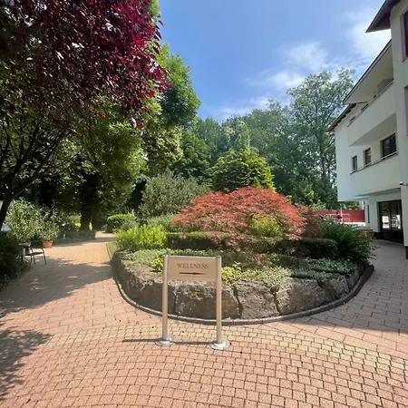 Bassiana Es Etterem Hotel Sarvar